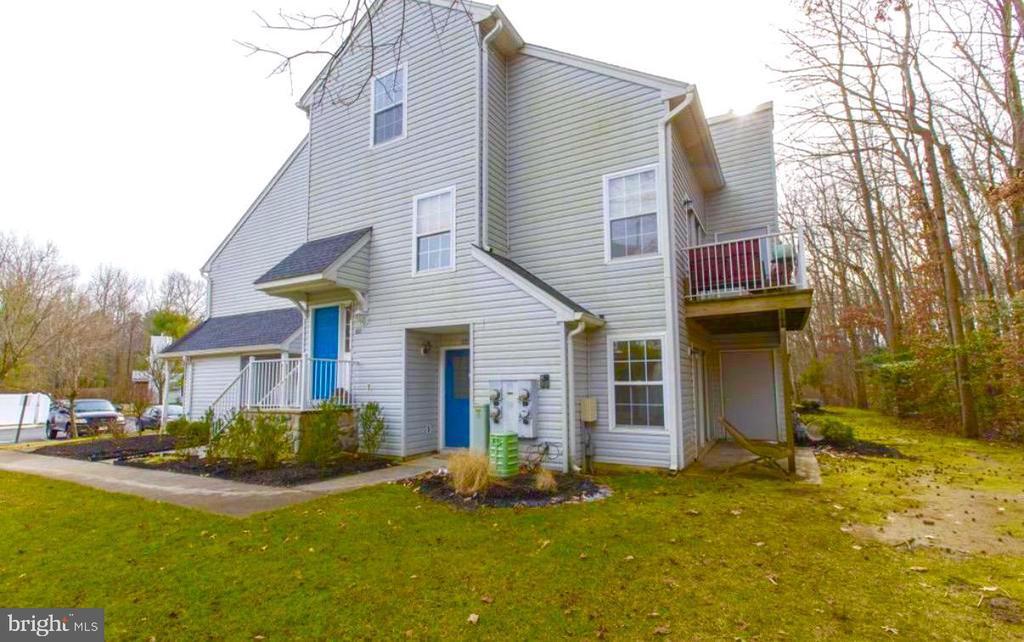 405 Quail Rd in Evesham, NJ - Building Photo