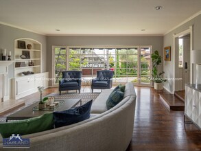 5839 Camino De La Costa in San Diego, CA - Building Photo - Building Photo