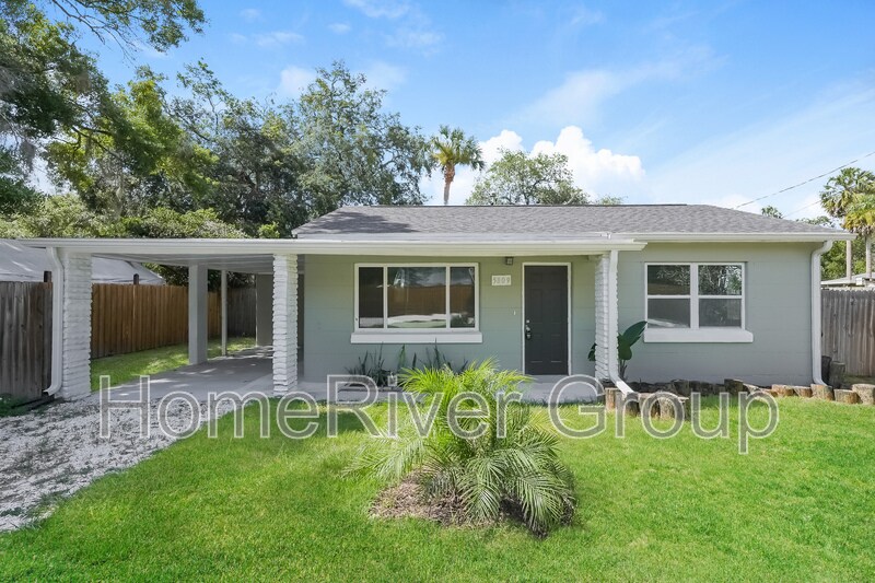 5809 Michigan Ave in New Port Richey, FL - Building Photo