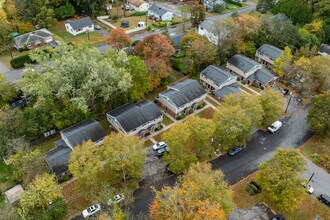 81-105 Overton Ave in Waterbury, CT - Foto de edificio - Building Photo
