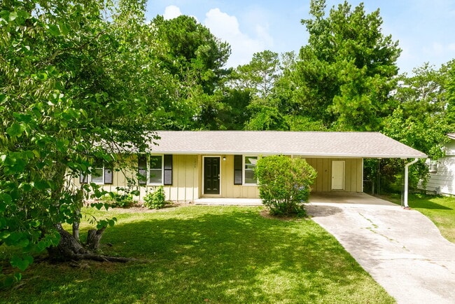 property at 2820 Foxlair Trail