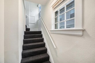 3916 Warwick Blvd in Kansas City, MO - Building Photo - Building Photo