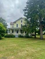 1339 NJ-23 in Wantage, NJ - Building Photo