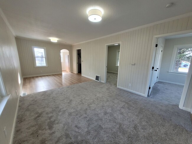 property at 5716 Ovid Ave