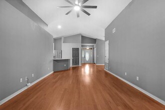 9761 Leeward Way in Navarre, FL - Building Photo - Building Photo