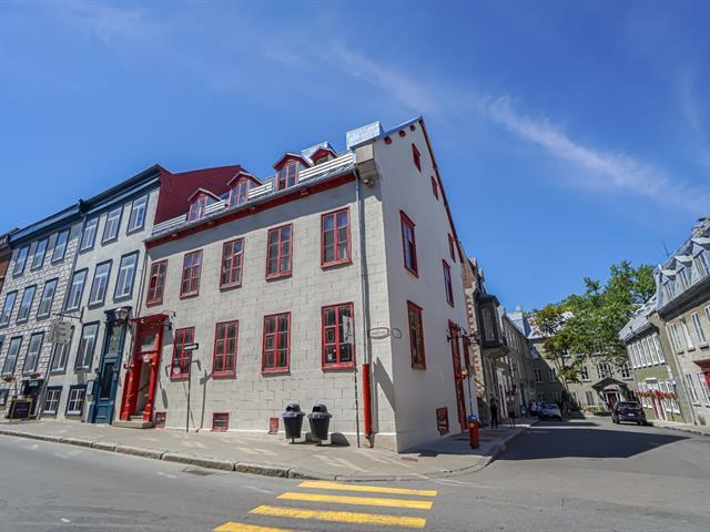 46 Saint-Louis in Québec, QC - Building Photo