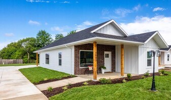 1031 N Blake Ave in Republic, MO - Building Photo