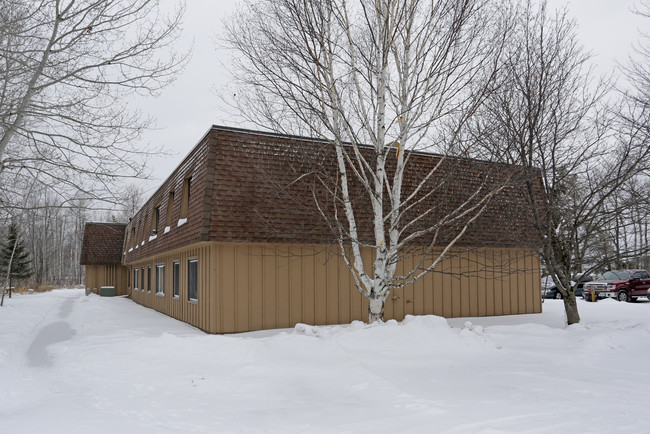 Kenwood Apartments in Hoyt Lakes, MN - Foto de edificio - Building Photo