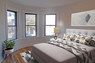 43 Cedar St, Unit 1B in Somerville, MA - Building Photo - Building Photo