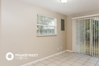 6576 4th Ln in Vero Beach, FL - Building Photo - Building Photo
