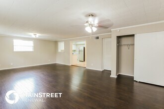 11649 Cape Horn Ave in Jacksonville, FL - Building Photo - Building Photo