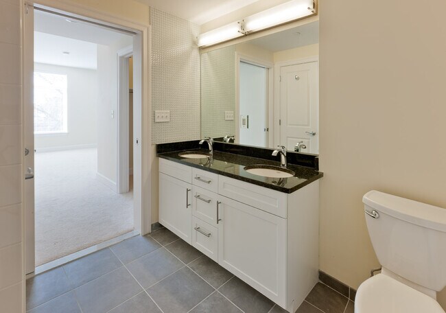 6 Cameron Ave, Unit 102H in Cambridge, MA - Building Photo - Building Photo