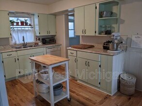 103 Fitzhugh Ave SE in Grand Rapids, MI - Building Photo - Building Photo