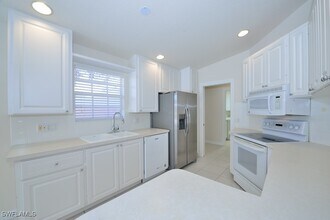 4824 Lasqueti Way in Naples, FL - Building Photo - Building Photo