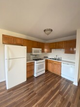295 Woodridge Cir, Unit C in South Elgin, IL - Building Photo - Building Photo