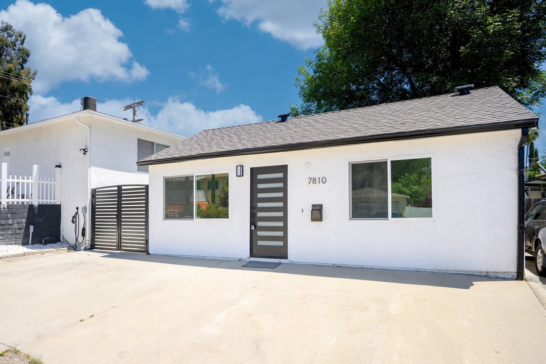 7810 Forsythe St in Sunland, CA - Building Photo