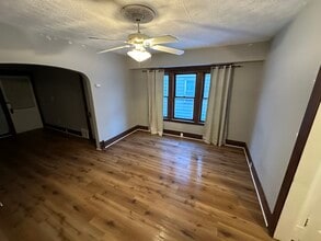 4408 Alpha Ave, Unit 1 in Newburgh Heights, OH - Building Photo - Building Photo