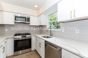 3900 Captain Molly Cir in Doylestown, PA - Building Photo