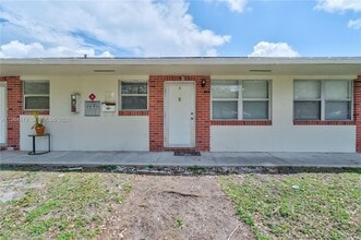 856 SW 10th St in Hallandale Beach, FL - Building Photo - Building Photo