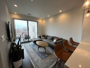 1350 Maryland Ave NE, Unit 313 in Washington, DC - Building Photo - Building Photo