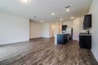 3022 Neverland Dr in New Smyrna Beach, FL - Building Photo - Building Photo