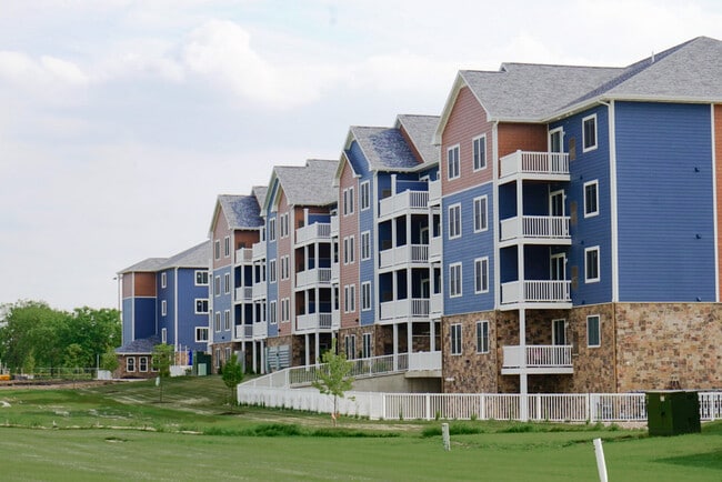 Falcon Ridge Apartments