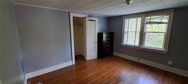 property at 30 Hollywood Ave
