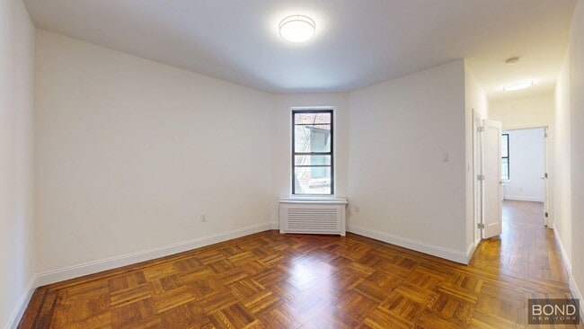 property at 109 E 88th St