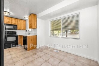 10551 Violet Dr in Sandy, UT - Building Photo - Building Photo