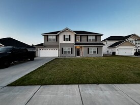 427 Mcclelland Lp NE in Ludowici, GA - Building Photo