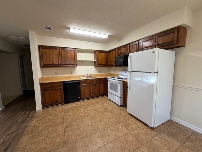 property at 1337 Kent Dr