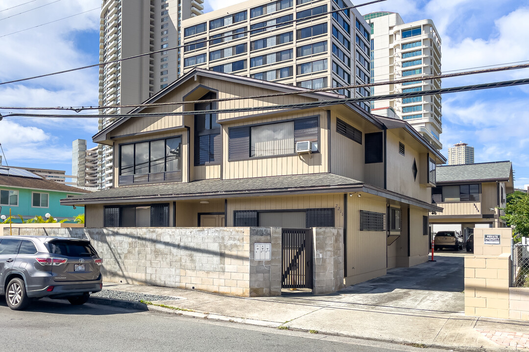 2211 Lime St in Honolulu, HI - Building Photo