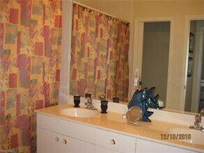 900 Lambiance Cir-Unit -9-205 in Naples, FL - Building Photo - Building Photo