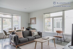 622 Rainier Ave S in Seattle, WA - Building Photo