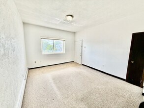 65 Woodlawn Ave in Chelsea, MA - Building Photo - Building Photo