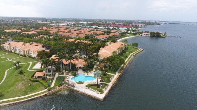 property at 160 Yacht Club Way