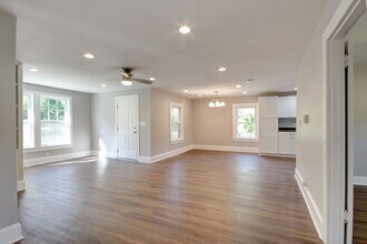 1279 Daniel St in Clarksville, TN - Building Photo - Building Photo