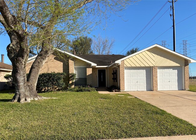 property at 302 El Toro Ln