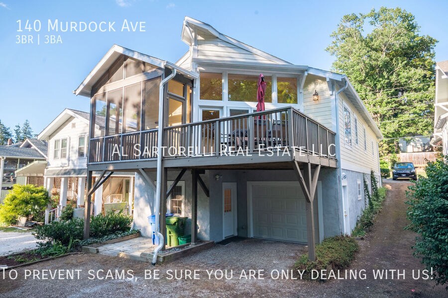 140 Murdock Ave in Asheville, NC - Building Photo