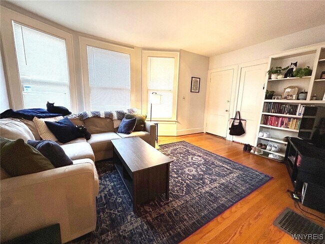 240 Anderson Pl in Buffalo, NY - Building Photo - Building Photo