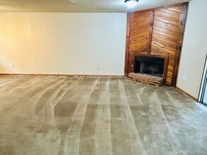 14011 Fairhill Ave in Edmond, OK - Building Photo - Building Photo