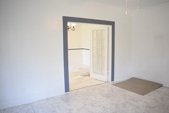 305 S Church St in Nacogdoches, TX - Building Photo - Building Photo