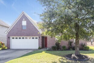 7241 Crape Myrtle Dr