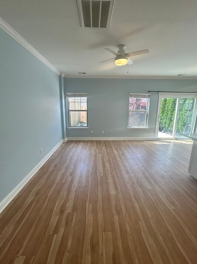 128 Stonecrest Dr in Nashville, TN - Building Photo - Building Photo