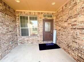 313 Valley Dr in Aubrey, TX - Building Photo - Building Photo