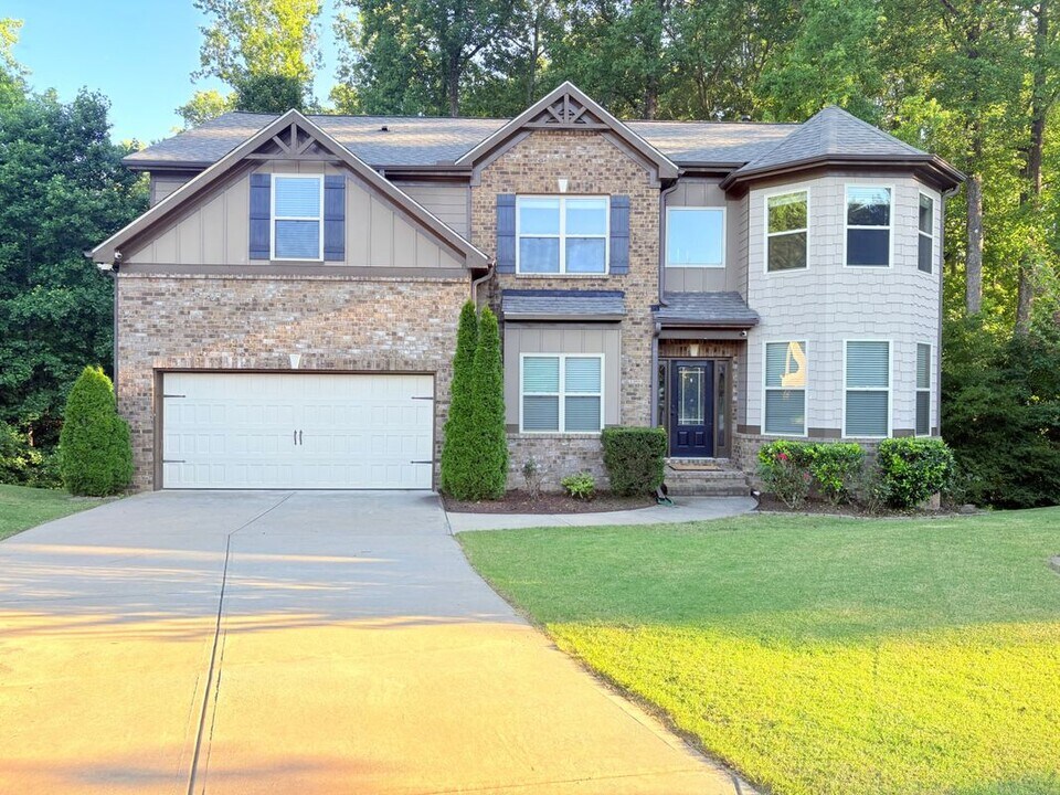 4950 Belcrest Way in Cumming, GA - Building Photo