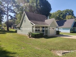 1005 Paris St in Chickamauga, GA - Building Photo - Building Photo