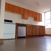 2148 Auburn Ave, Unit 4 in Cincinnati, OH - Building Photo