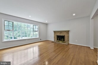 1403 Ellison St in Falls Church, VA - Building Photo - Building Photo
