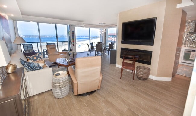property at 1720 Avenida Del Mundo